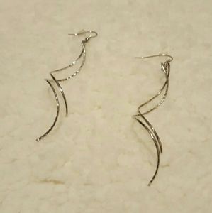 NWOT Park Lane silver Whisper earrings